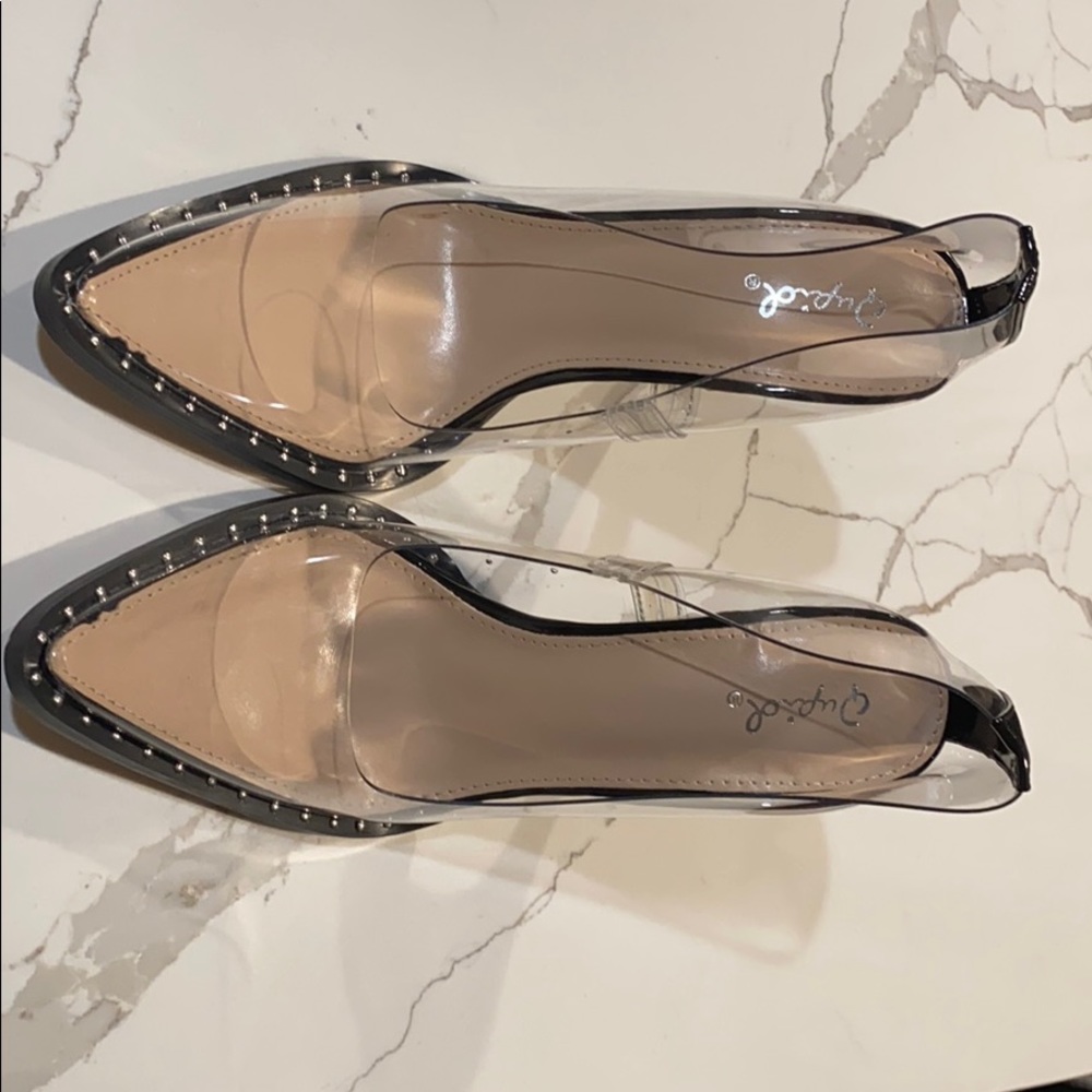Size 10 Qupid shoes.